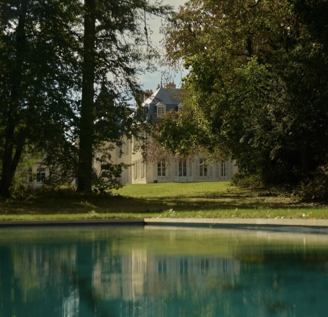 Château de Thauvenay and its pool in Sancerre, France